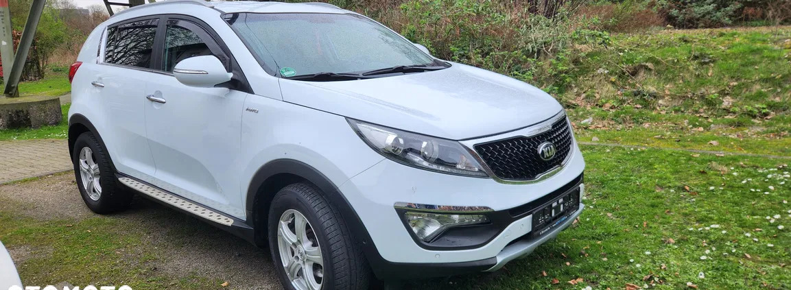 Kia Sportage cena 53900 przebieg: 199000, rok produkcji 2015 z Kluczbork małe 92